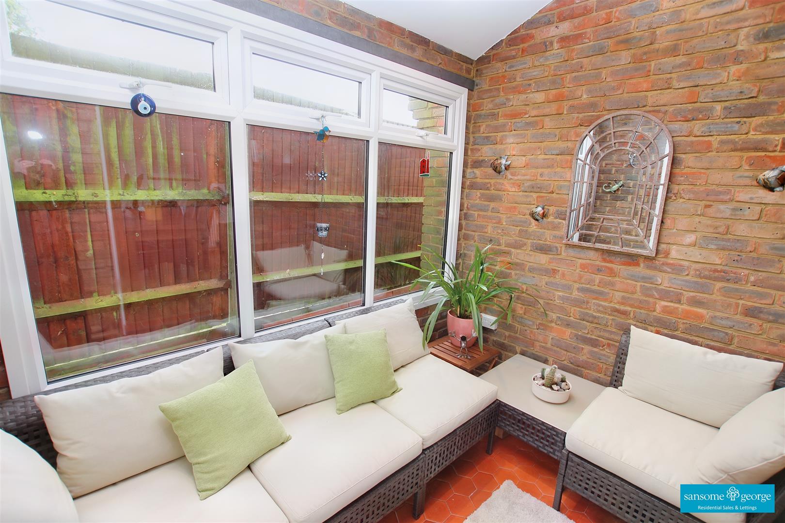 Addiscombe Chase, Tilehurst, Reading